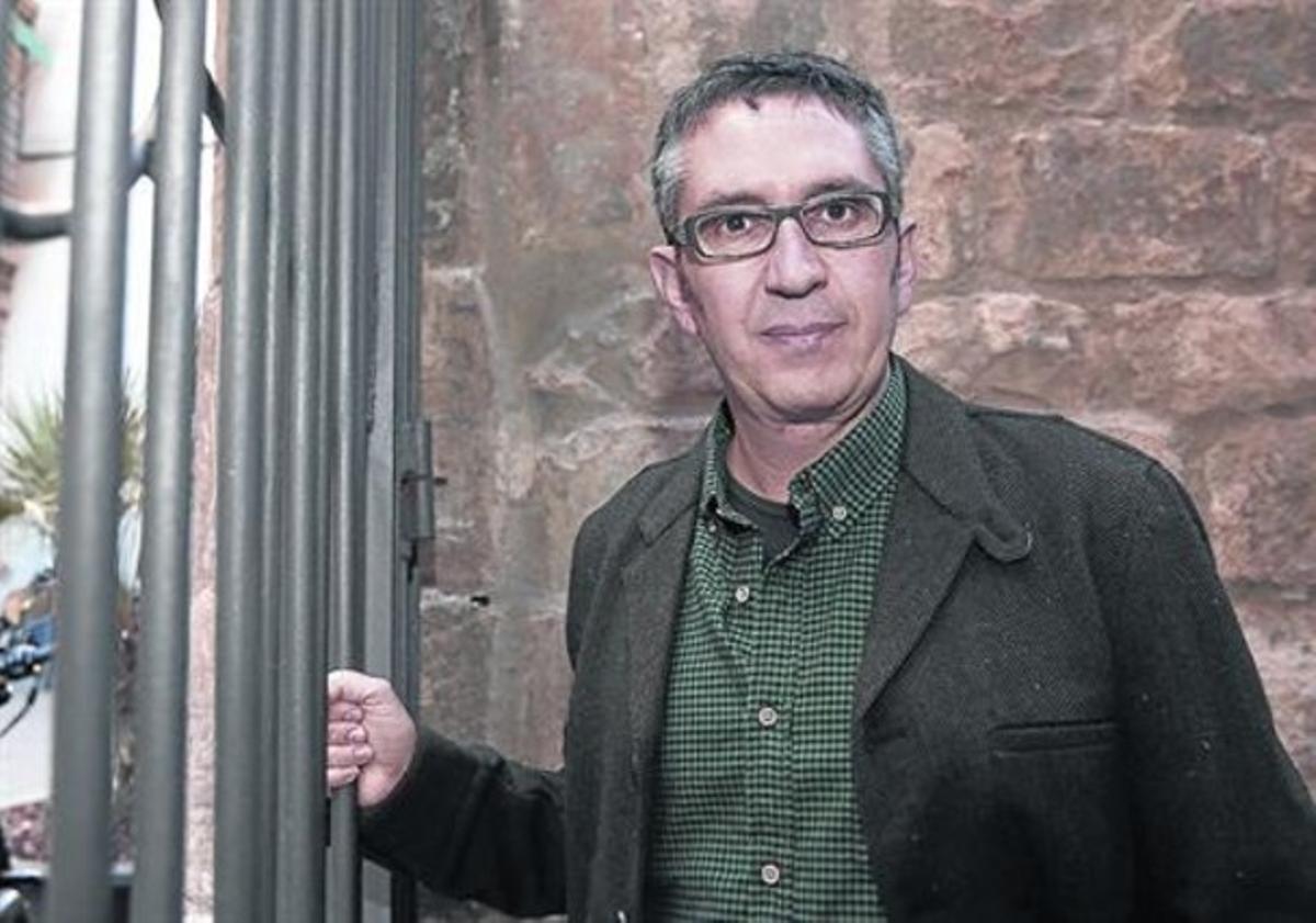 El escritor y pintor valenciano Manuel Baixauli, esta semana en Barcelona.
