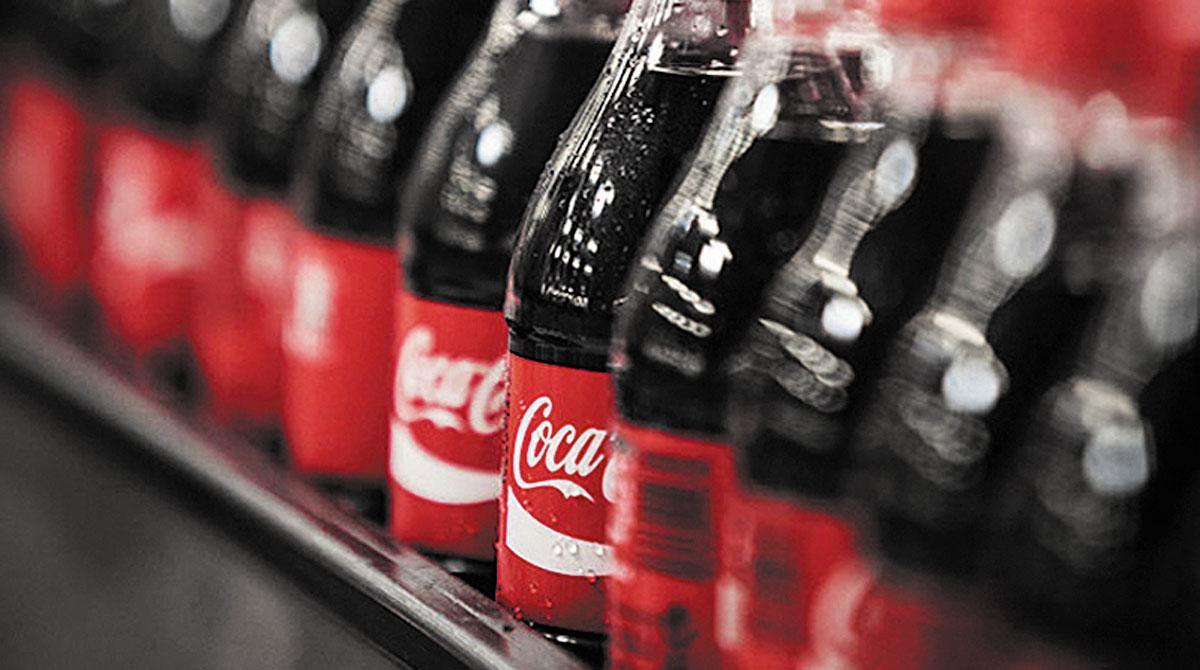 Coca-Cola reimagina las formas en las que los consumidores disfrutan de sus bebidas, para que sean adecuadas para ellos y sostenibles para el planeta.