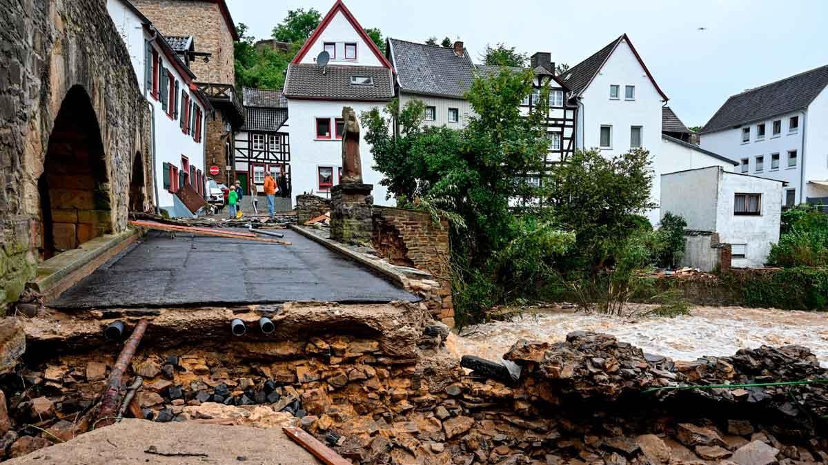 Al menos una veintena de muertos por las inundaciones en el oeste de  Alemania