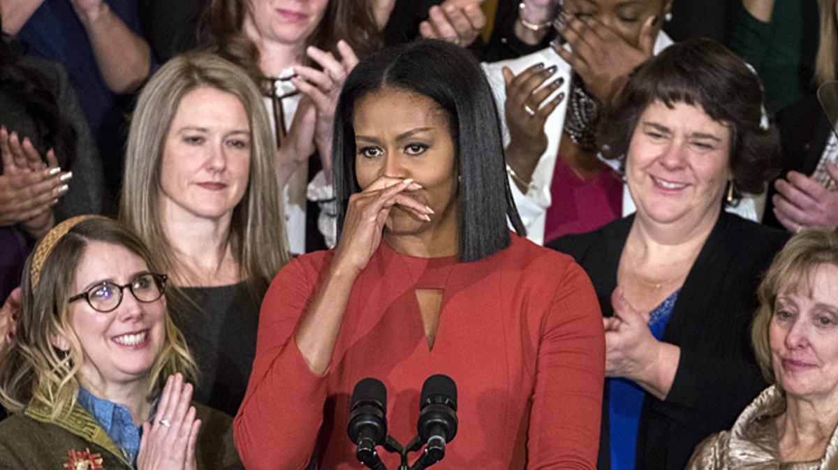Michelle Obama se emociona en su último discurso como primera dama.