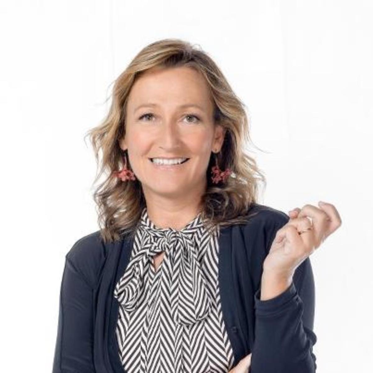 Isabel Durán reemplaza a Curri Valenzuela en las mañanas de 13TV con