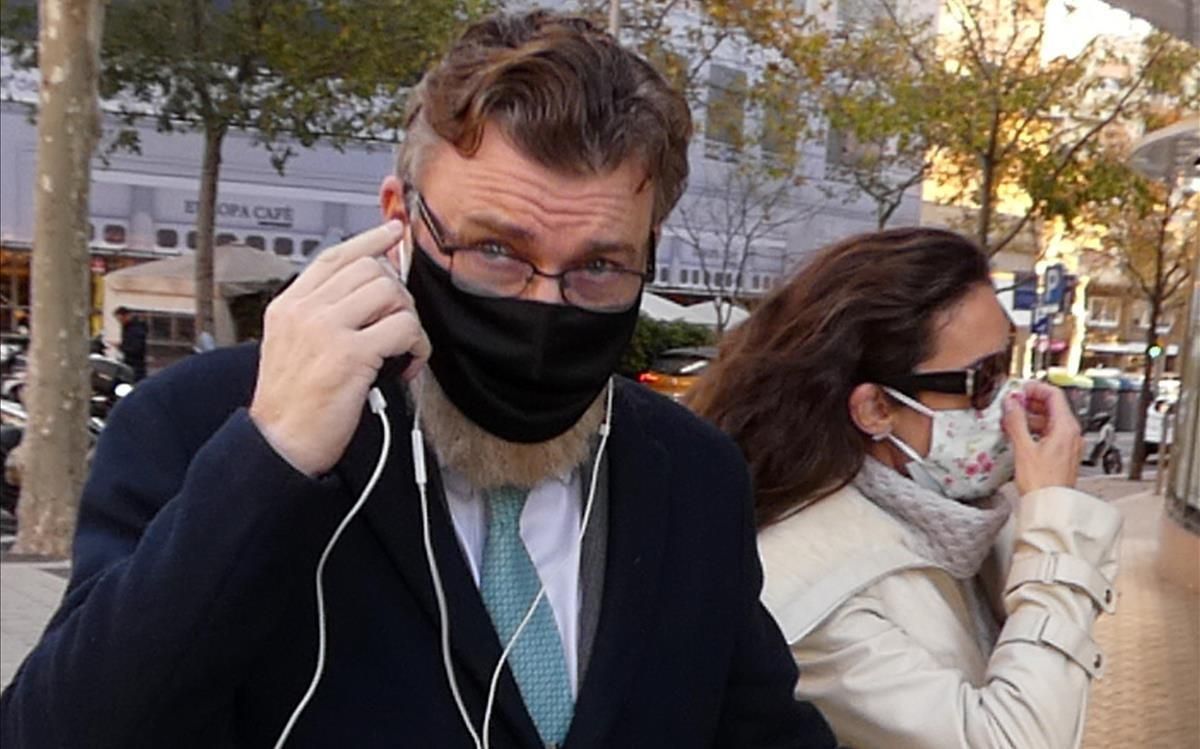 Telma Ortíz y Robert Gavin Bonnar , en una imagen reciente de la pareja en Madrid. Telma Ortíz y Robert Gavin Bonnar , en una imagen reciente de la pareja en Madrid.