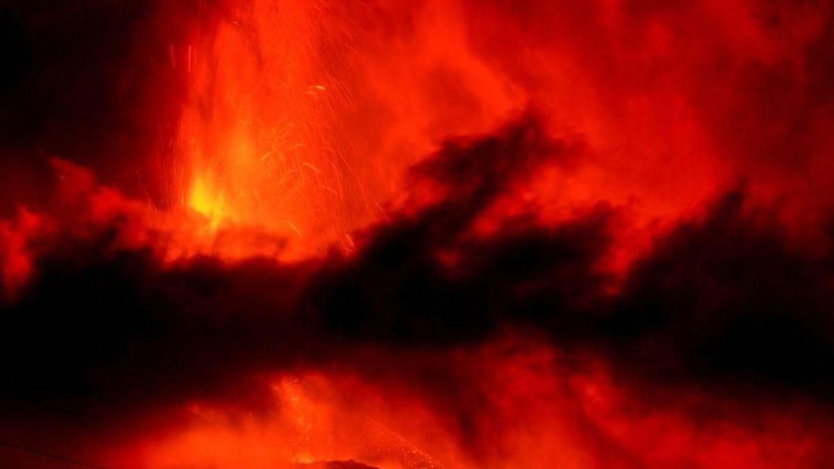 La erupción del volcán de La Palma. La erupción del volcán de La Palma.