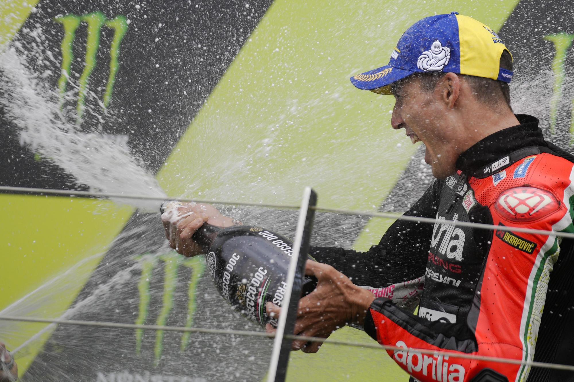 Exhibición de Quartararo y podio histórico de Aleix Espargaró - Vimarsana News