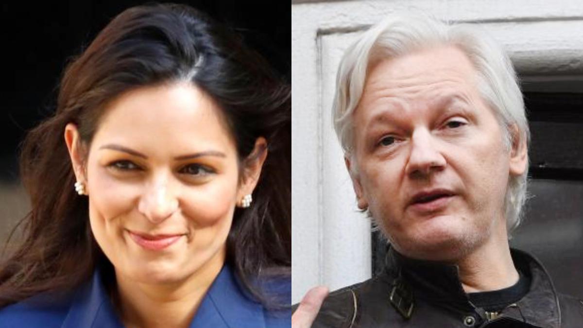 La secretaria de Estado del Interior de Reino Unido, Priti Patel, y Julian Assange.