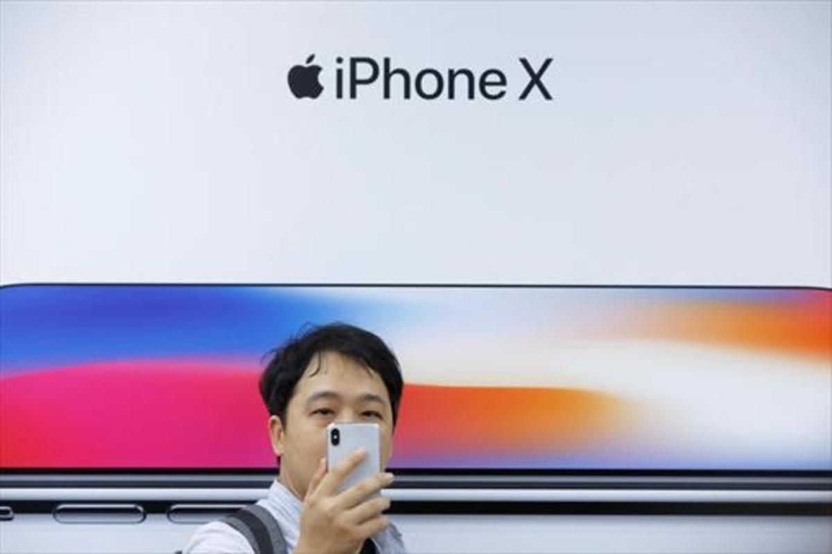 Presentación del un nuevo dispositivo de Apple ante los medios en Pekín, el pasado octubre.