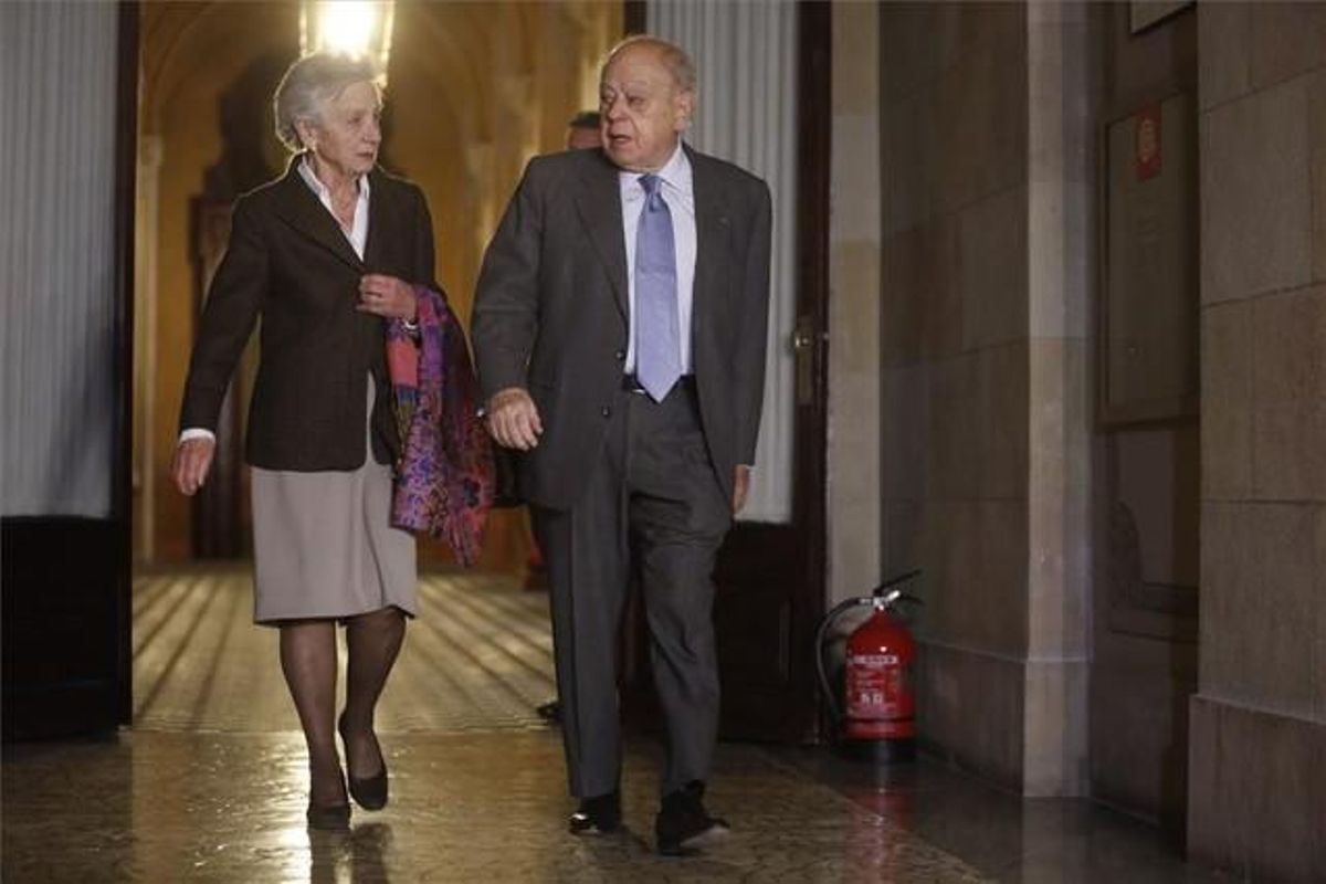 Jordi Pujol y Marta Ferrusola en el Parlament Jordi Pujol y Marta Ferrusola en el Parlament