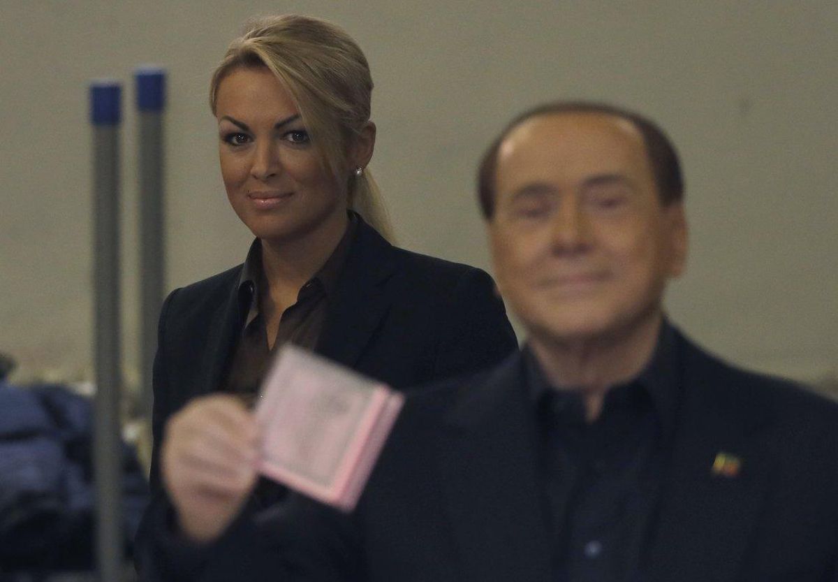Berlusconi y Pascale, en Roma, en una imagen del 2016. Berlusconi y Pascale, en Roma, en una imagen del 2016.