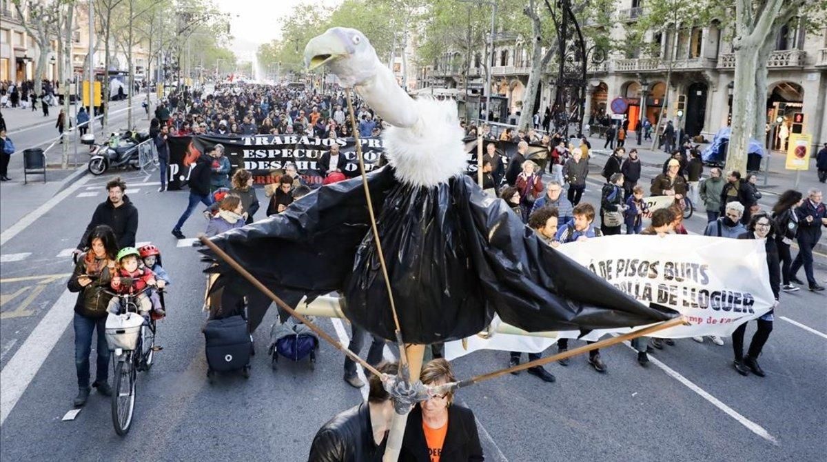 Manifestación contra la burbuja del alquiler celebrada en abril. Manifestación contra la burbuja del alquiler celebrada en abril.