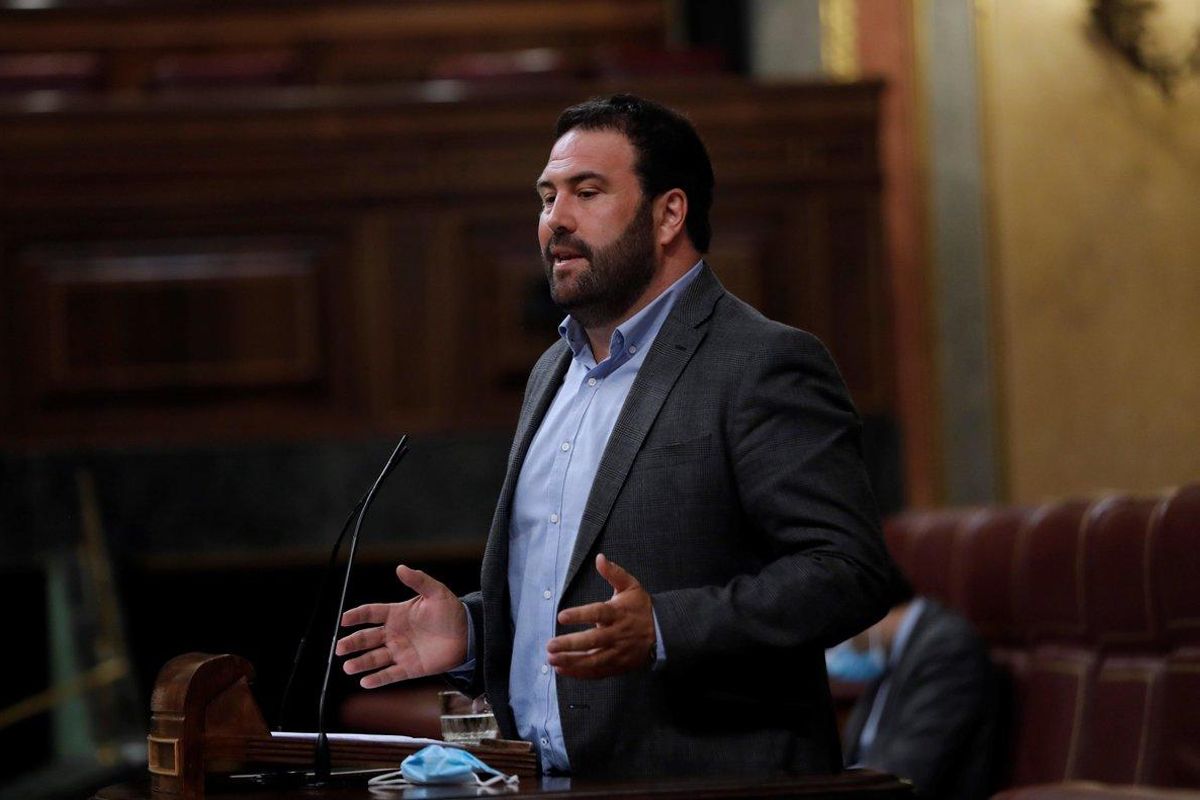 MADRID, 29/07/2020.- El portavoz de EH-Bildu, Jon Iñarritu, durante su intervención en el pleno del Congreso de este miércoles ante el que comparece el jefe del Ejecutivo, Pedro Sánchez, para informar sobre los resultados del último Consejo Europeo en el que se negoció el reparto de fondos para la crisis generada por la pandemia del coronavirus. EFE/ Emilio Naranjo MADRID, 29/07/2020.- El portavoz de EH-Bildu, Jon Iñarritu, durante su intervención en el pleno del Congreso de este miércoles ante el que comparece el jefe del Ejecutivo, Pedro Sánchez, para informar sobre los resultados del último Consejo Europeo en el que se negoció el reparto de fondos para la crisis generada por la pandemia del coronavirus. EFE/ Emilio Naranjo