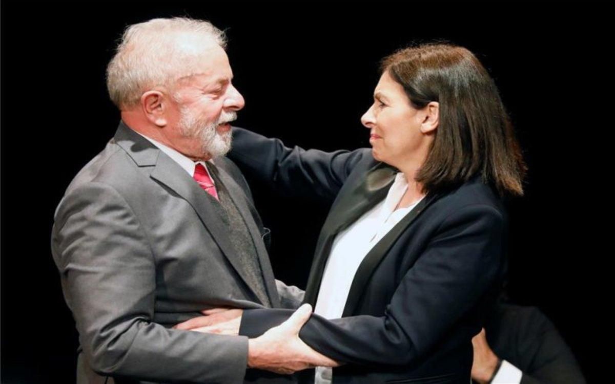 Lula da Silva con Anne Hidalgo, la alcaldesa de París. Lula da Silva con Anne Hidalgo, la alcaldesa de París.