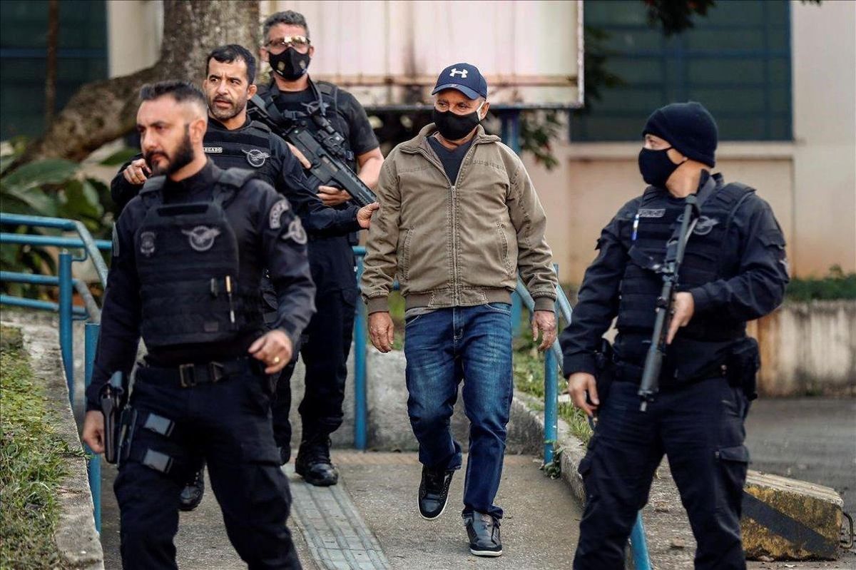 Arrestat per corrupció un policia que exercia d'assessor de la família Bolsonaro Arrestat per corrupció un policia que exercia d'assessor de la família Bolsonaro