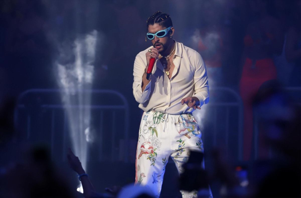 El artista puertorriqueño Bad Bunny durante una presentación, en una fotografía de archivo. EFE/ Thais Llorca El artista puertorriqueño Bad Bunny durante una presentación, en una fotografía de archivo. EFE/ Thais Llorca