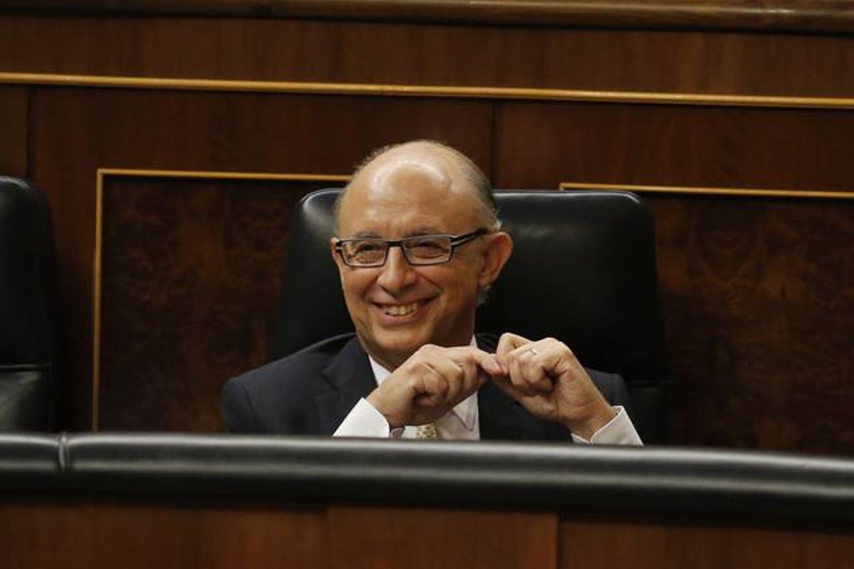 Cristóbal Montoro, en su escaño en el Congreso, el pasado octubre. Cristóbal Montoro, en su escaño en el Congreso, el pasado octubre.