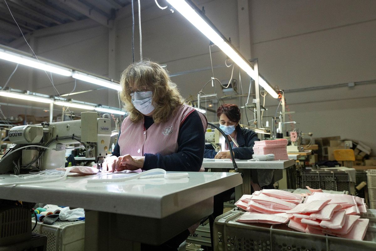Brussel·les proposa eximir d’IVA els béns i serveis distribuïts durant la crisi Brussel·les proposa eximir d’IVA els béns i serveis distribuïts durant la crisi