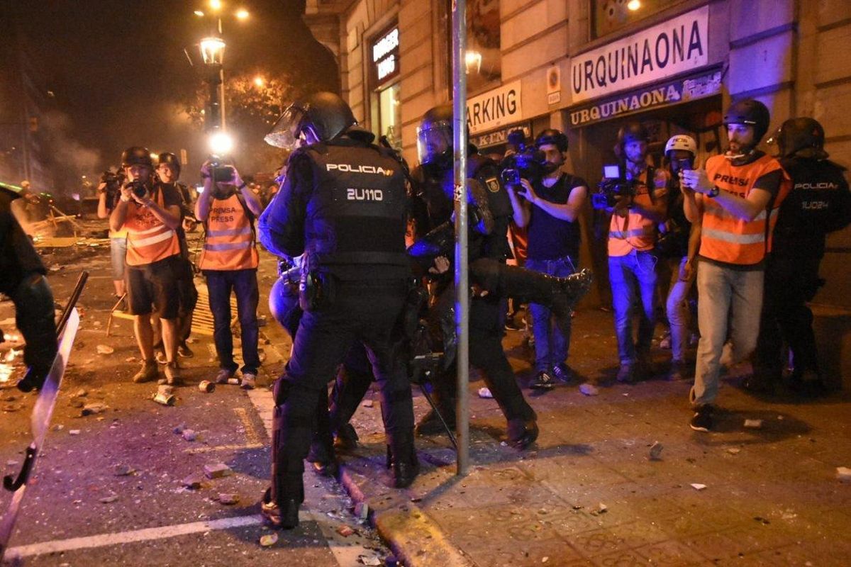 Policía Nacional en los disturbios por la sentencia del ’procés’. Policía Nacional en los disturbios por la sentencia del ’procés’.