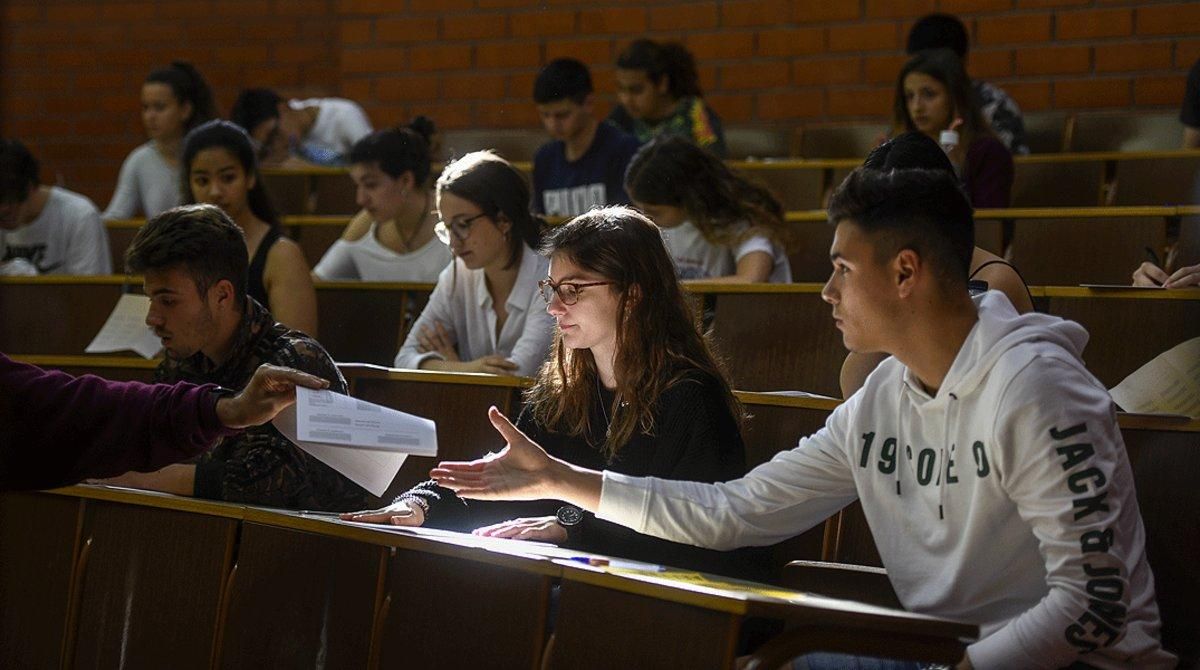 L'alcalde de Lleida avança que l'EvAU es farà a quatre campus i amb «les mesures aconsellades» L'alcalde de Lleida avança que l'EvAU es farà a quatre campus i amb «les mesures aconsellades»