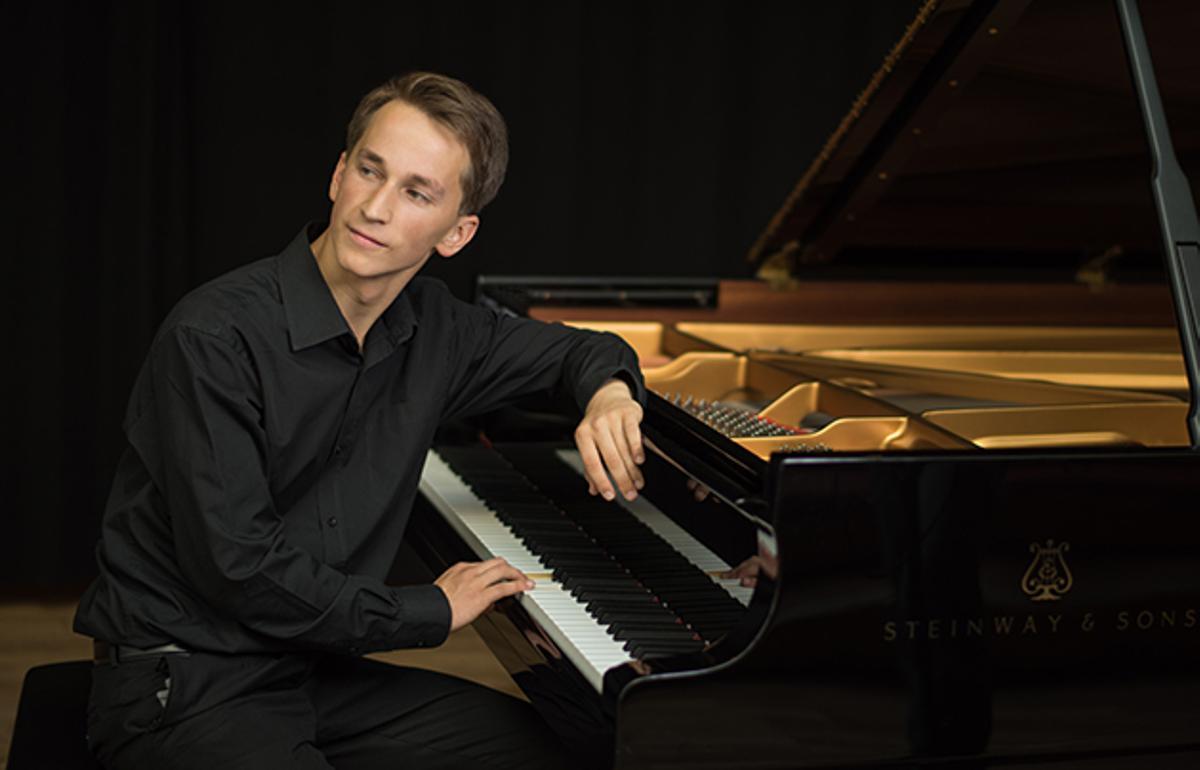 El pianista letón Daumants Liepiņš, en una imagen promocional. 