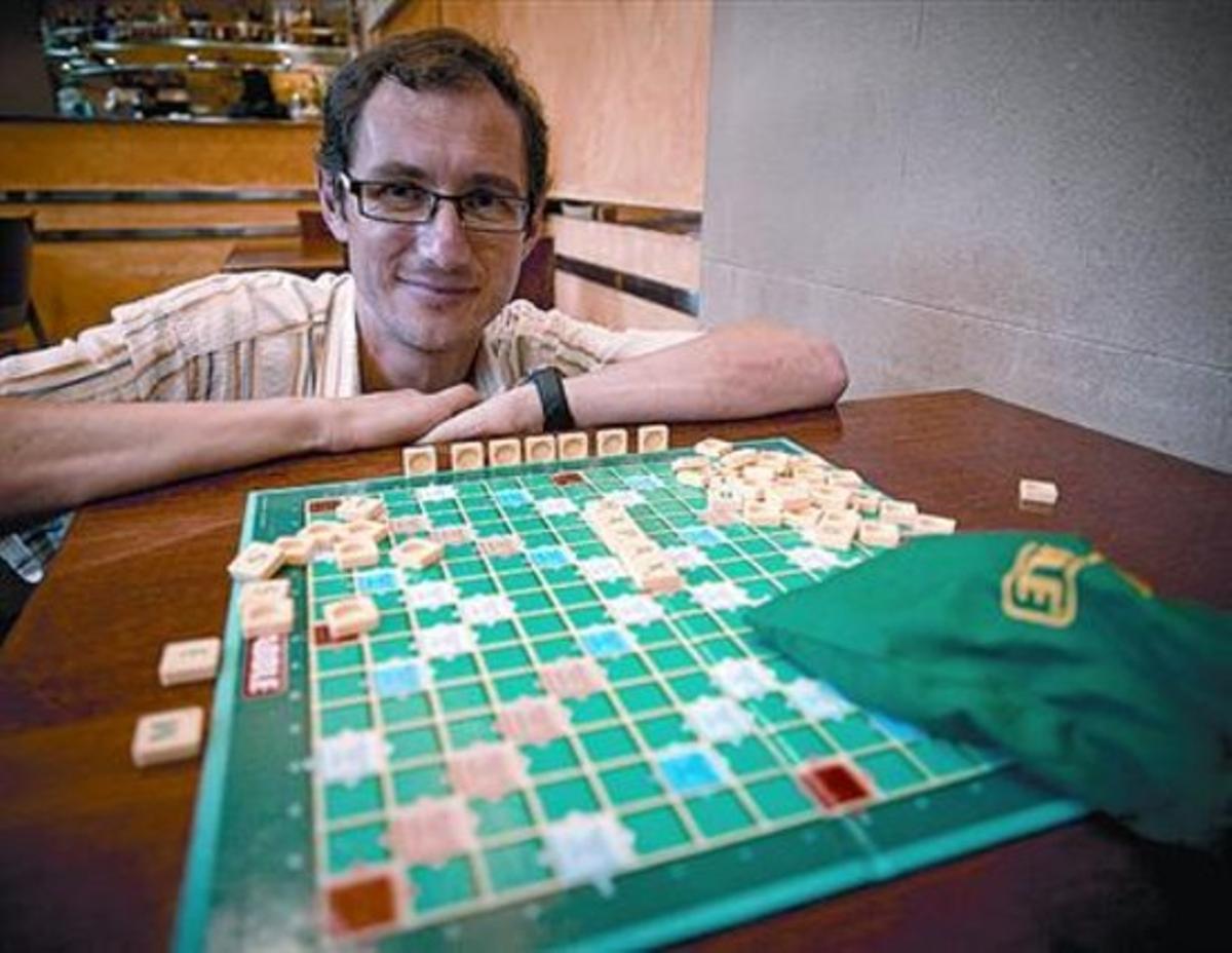 Octavian Mocanu: «Una parte de mi integración se la debo al Scrabble»