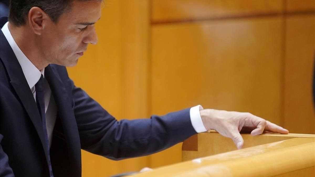Sánchez anuncia que el Consejo de Ministros del 21-D aprobará una subida de hasta el 2,75% para los empleados públicos Sánchez anuncia que el Consejo de Ministros del 21-D aprobará una subida de hasta el 2,75% para los empleados públicos