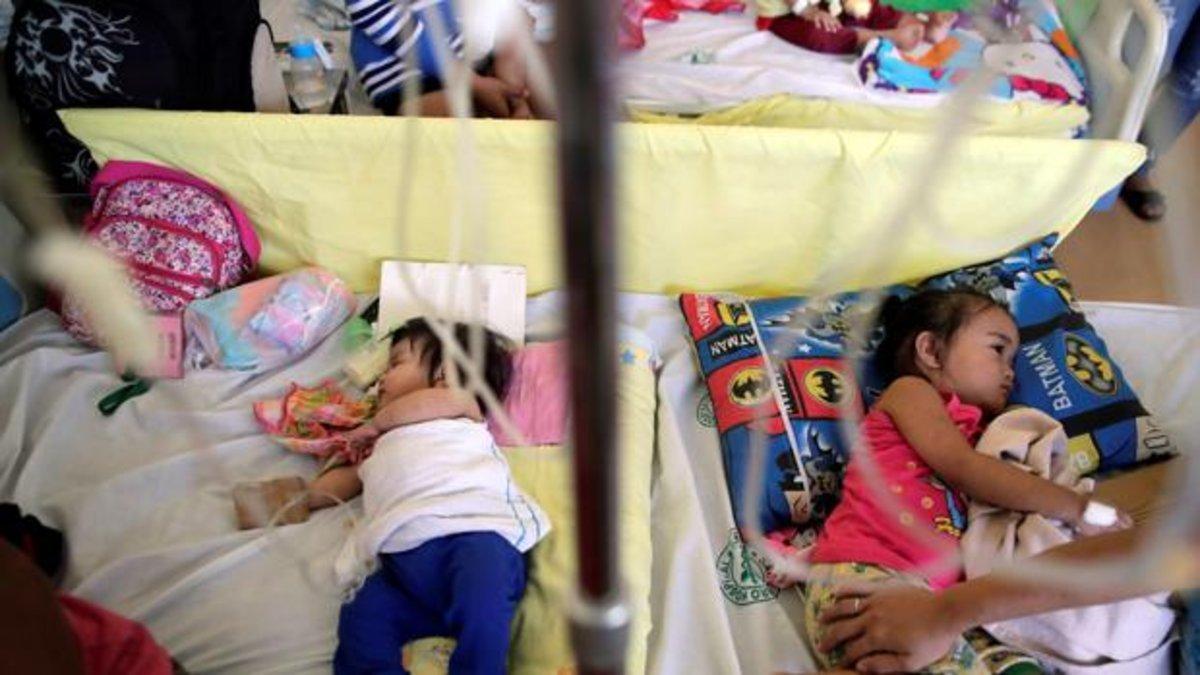 La epidemia de sarampión en Filipinas sigue creciendo en personas de todas las edades.