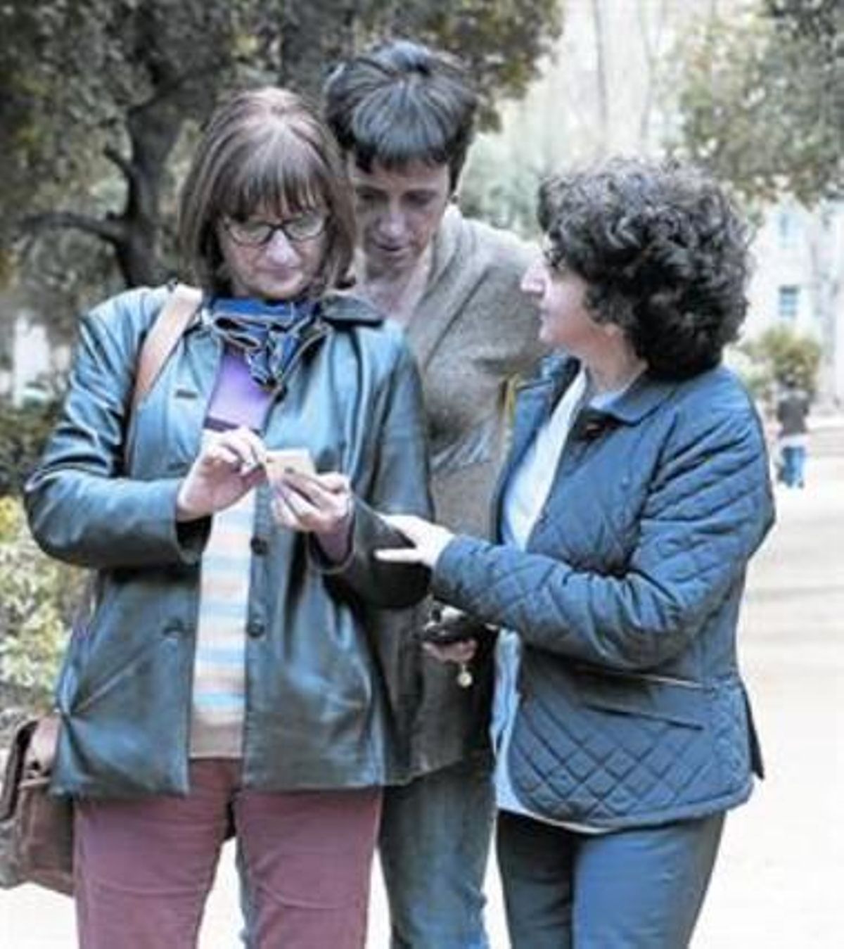 APOYO FEMENINO.Domènech, Grau y la doctora Muñoz (de izquierda a derecha). APOYO FEMENINO.Domènech, Grau y la doctora Muñoz (de izquierda a derecha).