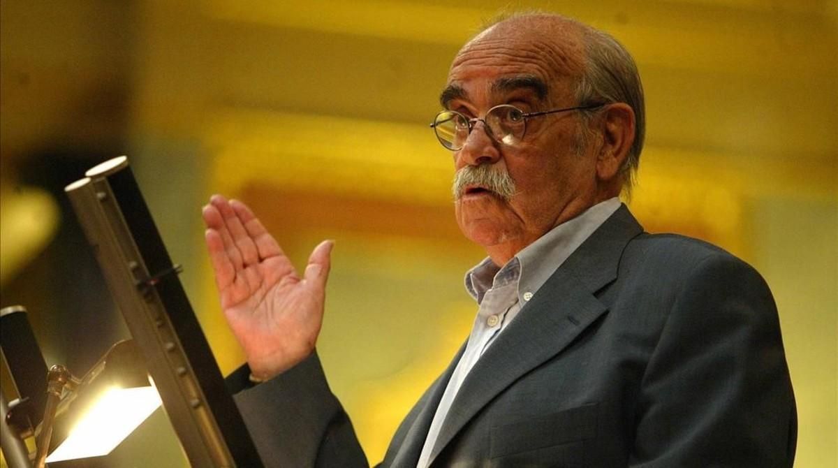 Garzón sostiene que el Congreso vetó un minuto de silencio por Labordeta Garzón sostiene que el Congreso vetó un minuto de silencio por Labordeta