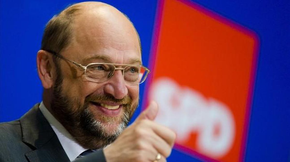 Schulz gesticula sonriente antes de su rueda de prensa, este lunes en Berlín. Schulz gesticula sonriente antes de su rueda de prensa, este lunes en Berlín.