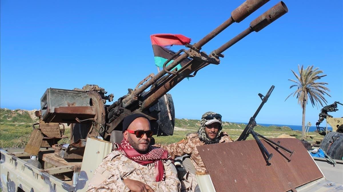 Fuerzas militares desplegadas en Trípoli. Fuerzas militares desplegadas en Trípoli.
