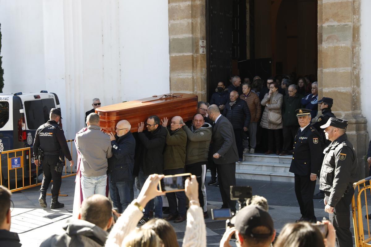 La Policia investiga contra rellotge si algú va encoratjar el detingut a Algesires a atemptar a les esglésies La Policia investiga contra rellotge si algú va encoratjar el detingut a Algesires a atemptar a les esglésies