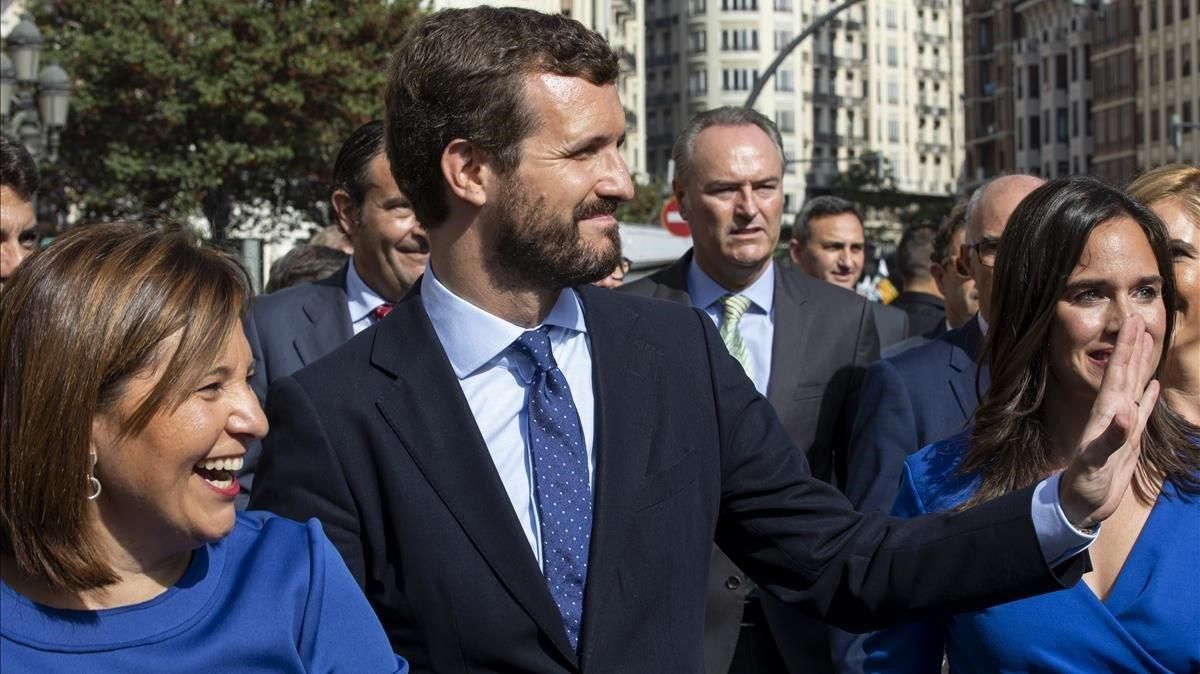 Pablo Casado durante la procesion civica del 9 de Octubre en Valencia. Pablo Casado durante la procesion civica del 9 de Octubre en Valencia.