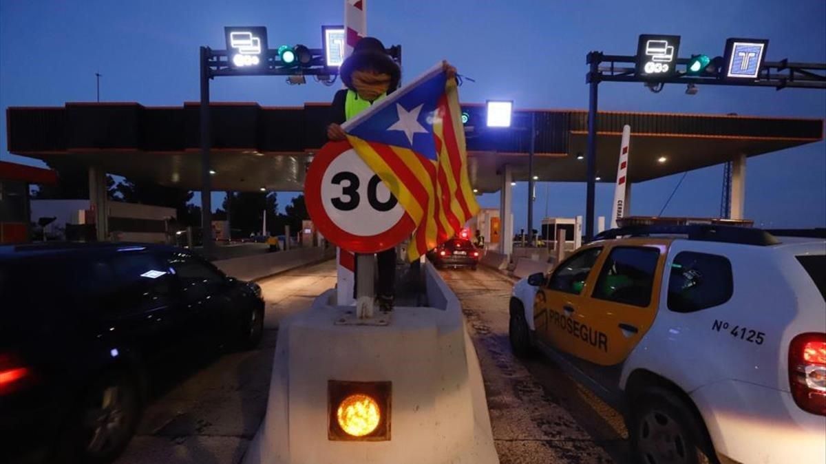 El peaje de l’Hospitalet de l’Infant, esta tarde El peaje de l’Hospitalet de l’Infant, esta tarde