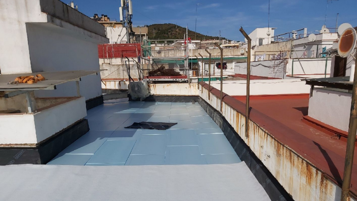 Tejado de uno de los edificios premiados. Tejado de uno de los edificios premiados.
