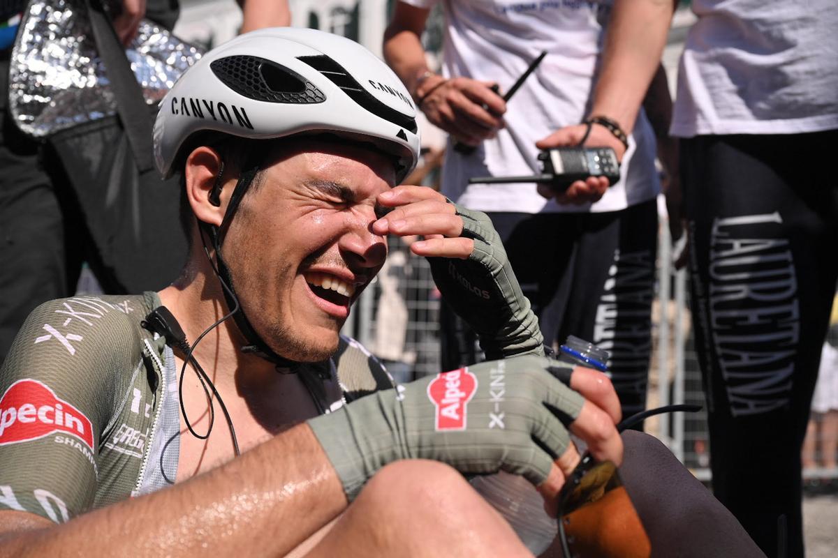 Stefano Oldini, ganador de la 12ª etapa, tras el esfuerzo por la victoria.