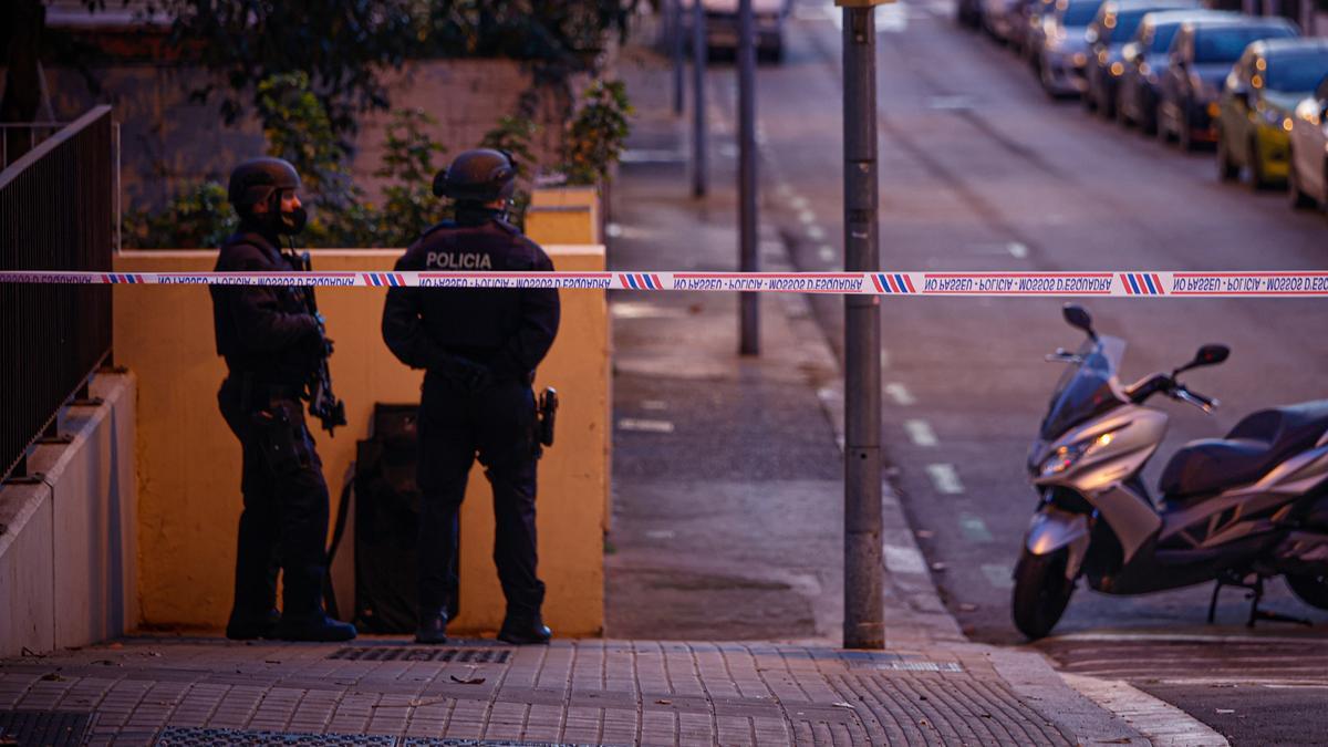 Detenido un hombre relacionado con el "atrincherado" del barrio de Sant Martí de Barcelona