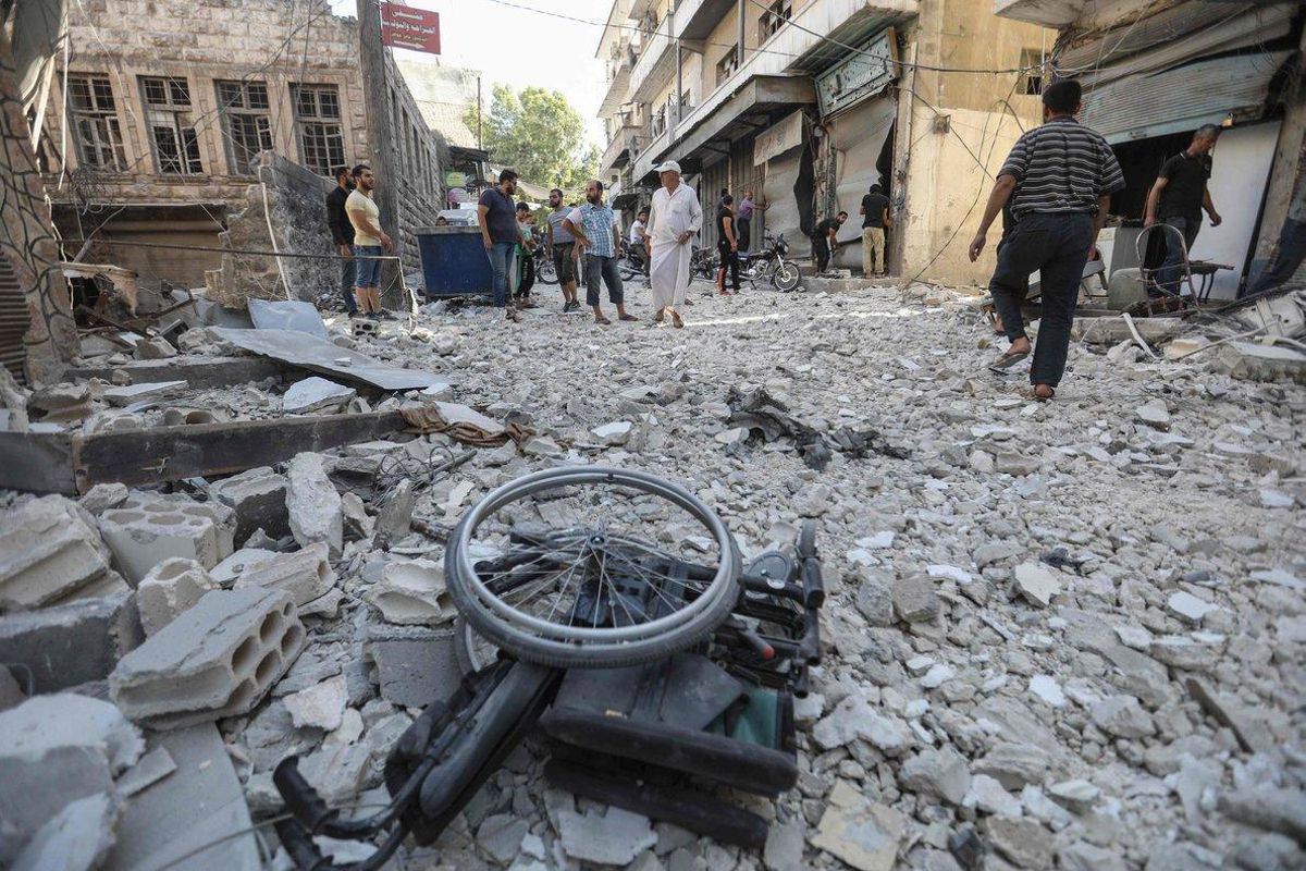 Edificios destruidos por los ataques aéreos en Siria. Edificios destruidos por los ataques aéreos en Siria.