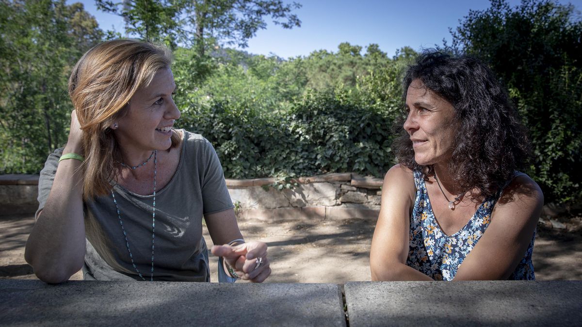 Bea Galán y Natalia Pomareda, profesoras de secundaria, hacen balance del curso. Bea Galán y Natalia Pomareda, profesoras de secundaria, hacen balance del curso.