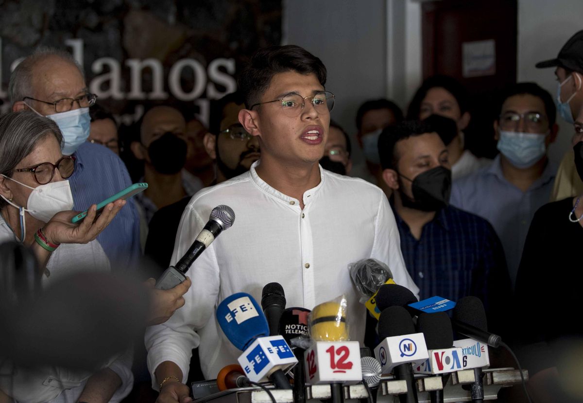 El líder universitario Lester Aleman habla en una rueda de prensa en la sede del partido Ciudadanos por la Libertad (CXL), el pasado 9 de junio en Managua. El líder universitario Lester Aleman habla en una rueda de prensa en la sede del partido Ciudadanos por la Libertad (CXL), el pasado 9 de junio en Managua.