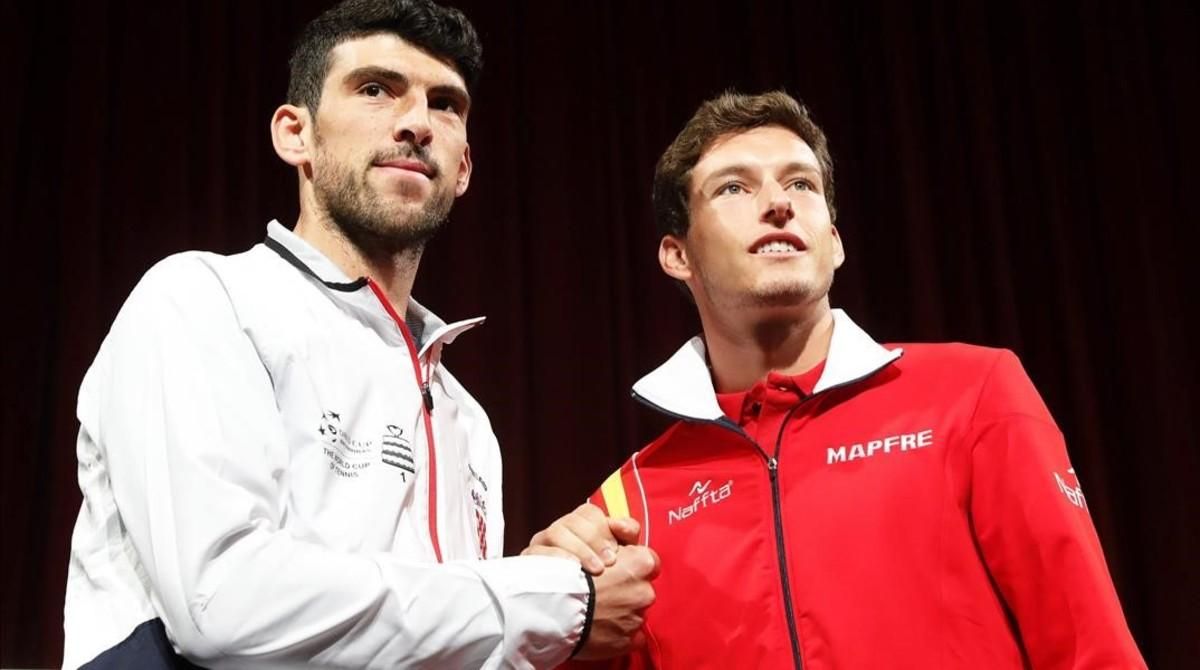 Pablo Carreño (derecha), con Franko Skugor, en el sorteo de este jueves en Osijek. Pablo Carreño (derecha), con Franko Skugor, en el sorteo de este jueves en Osijek.