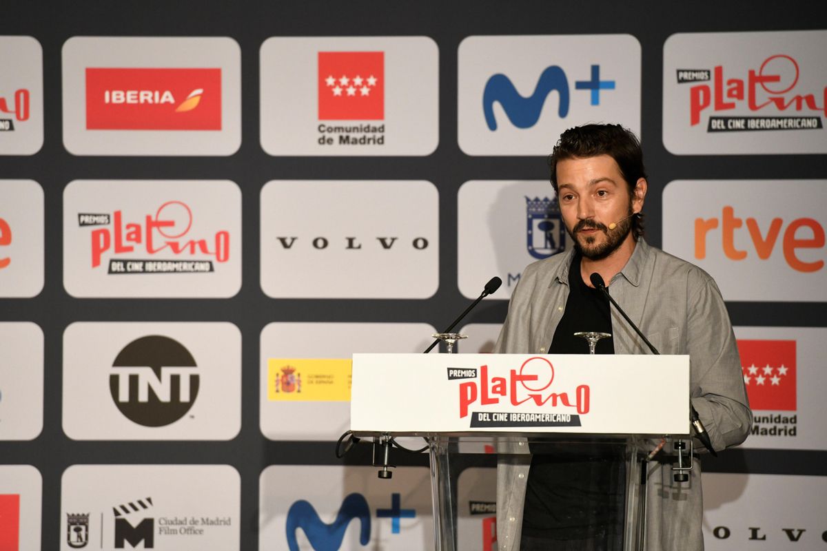 El actor Diego Luna, quien recogerá el Platino de Honor El actor Diego Luna, quien recogerá el Platino de Honor