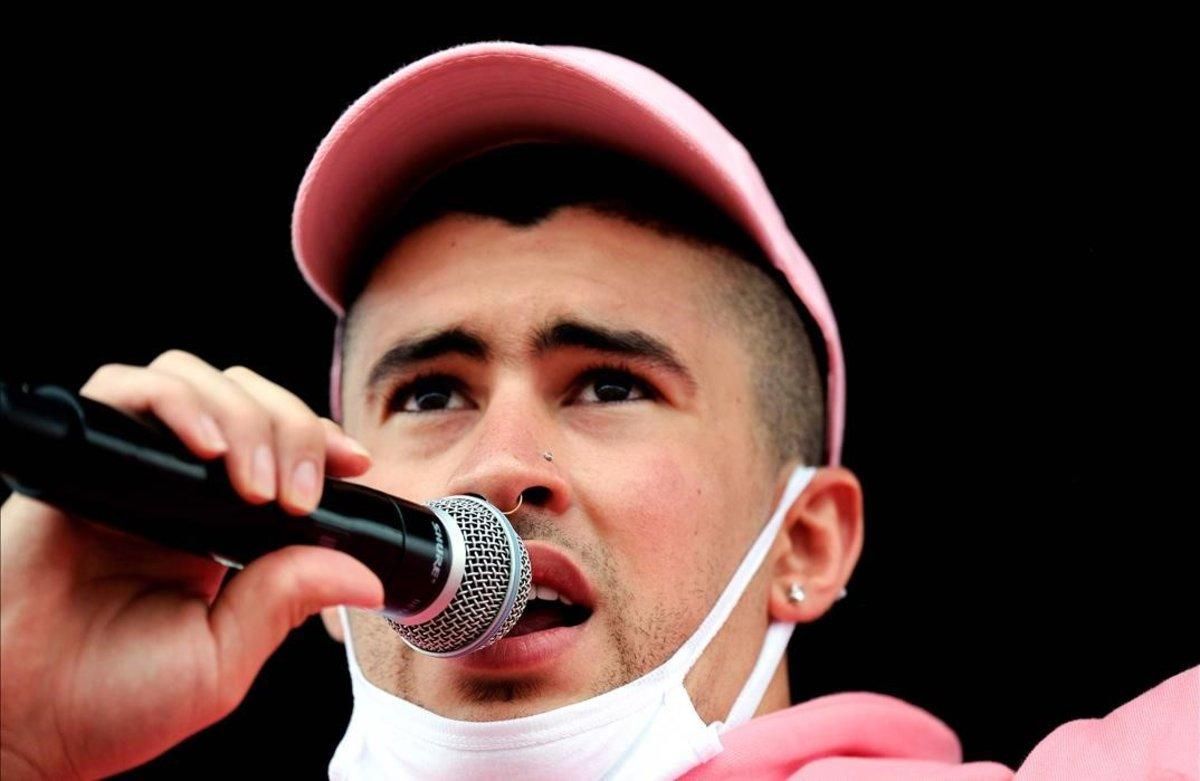 VÍDEO | Bad Bunny llança per sorpresa l'àlbum 'Las que no iban a salir' VÍDEO | Bad Bunny llança per sorpresa l'àlbum 'Las que no iban a salir'