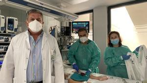 Implantan a un niño de tres años el corazón artificial número 100 en España