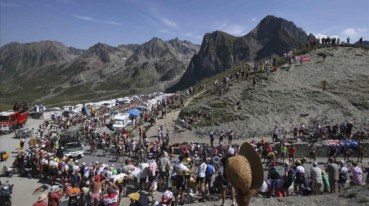 La ascensión al Tourmalet, en el Tour del 2015. La ascensión al Tourmalet, en el Tour del 2015.