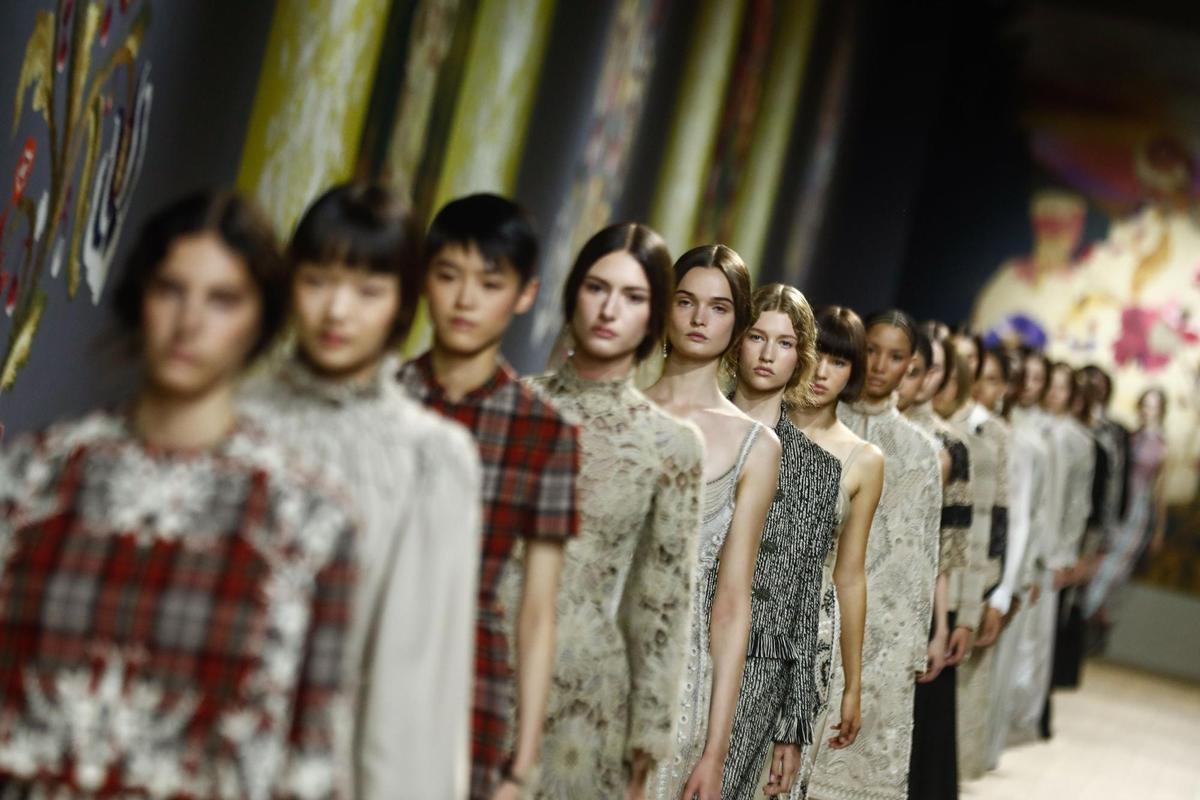 Dior apuesta todo al beige para el otoño-invierno 2022/23