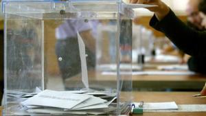 "Anirem a noves eleccions, que guanyaran PP i Vox, i a Catalunya retrocedirem 40 anys"