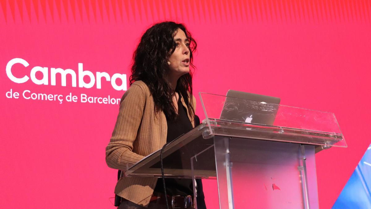 La presidenta de la Cambra de Comerç de Barcelona, Mònica Roca, en una roda de premsa de la Llotja de Mar La presidenta de la Cambra de Comerç de Barcelona, Mònica Roca, en una roda de premsa de la Llotja de Mar