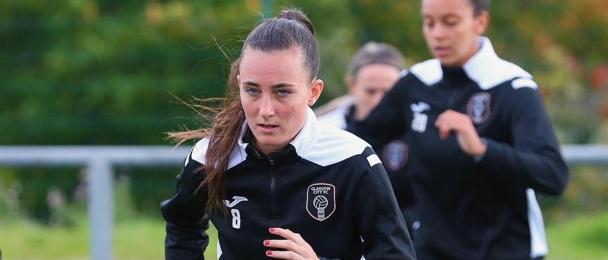 Bea Prades, la futbolista española que triunfa en la Premier League de Escocia Bea Prades, la futbolista española que triunfa en la Premier League de Escocia