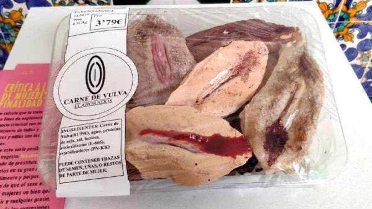 'Carne de vulva': la polémica obra que denuncia la explotación sexual y que ha sido censurada 'Carne de vulva': la polémica obra que denuncia la explotación sexual y que ha sido censurada