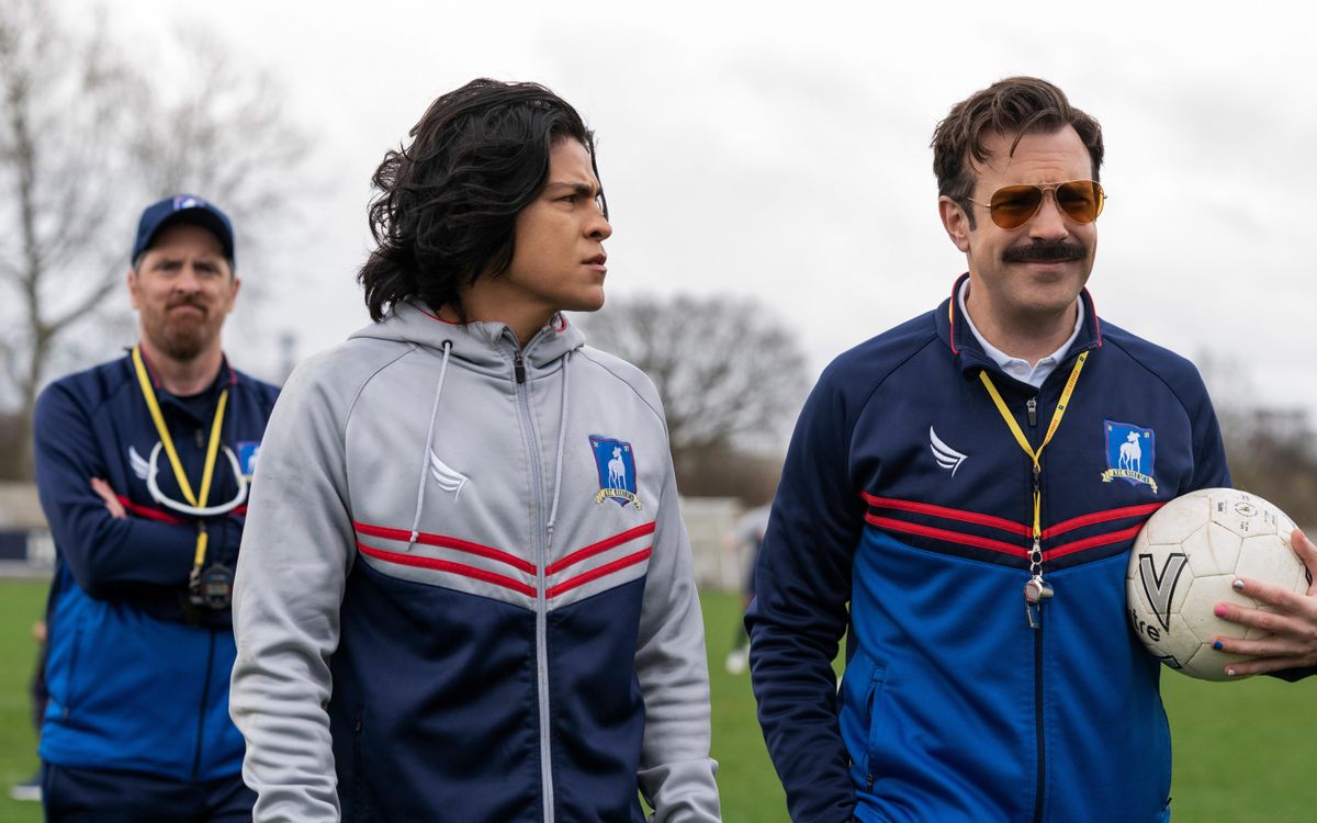 Brendan Hunt, Cristo Fernández y Jason Sudeikis en ’Ted Lasso’. Brendan Hunt, Cristo Fernández y Jason Sudeikis en ’Ted Lasso’.