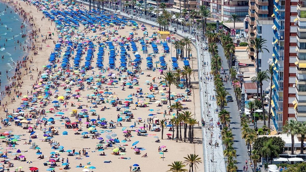 Le Boom Des Touristes étrangers Injectera En Espagne Un Record De 79 000 Millions Cette Année 8889